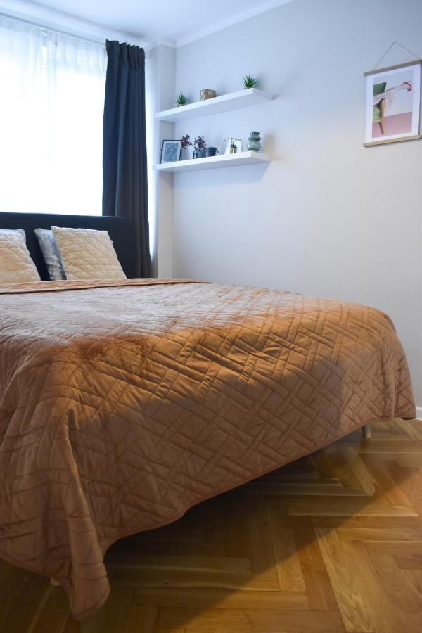 Panska, Metro Onz Apartment Warsawa Bagian luar foto